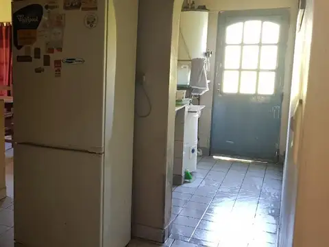 Casa 4 ambientes con 1 baño