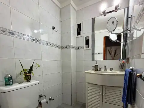 Depto Tipo Casa en Venta con 1 cocheras