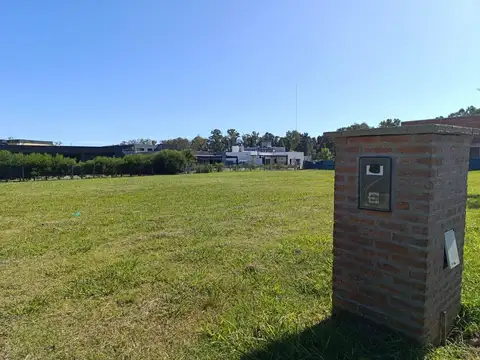 Terreno en Venta 33  mts Fondo