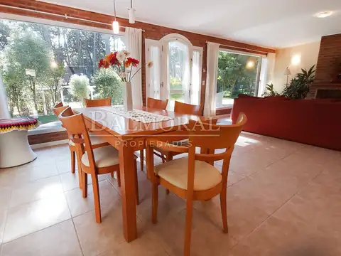 Casa en Alquiler - Zona Lasalle / REF: 8843