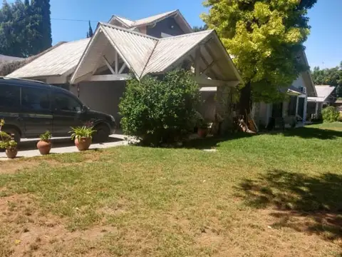 CASA EN VENTA - Tipo CHALET en BELLA VISTA