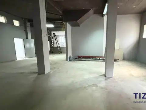 Local en Alquiler en Boca, USD 2.500