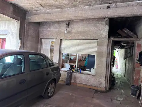 Larrea 1400, Piso PB