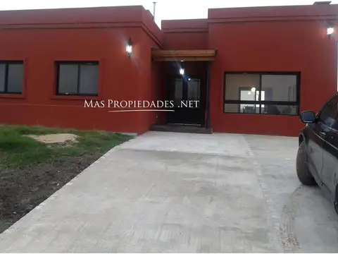 Venta Casa en Cruz Del Sur 3 Dormitorios Canning