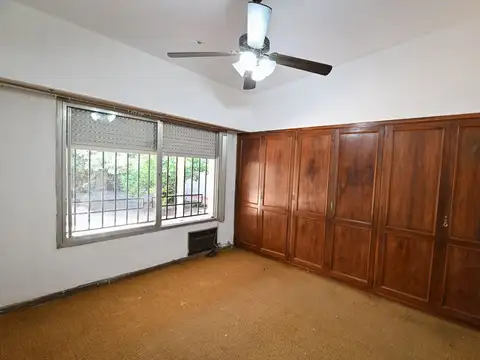 CASA EN VENTA CASTELLI 500 V. TUERTO CENTRO