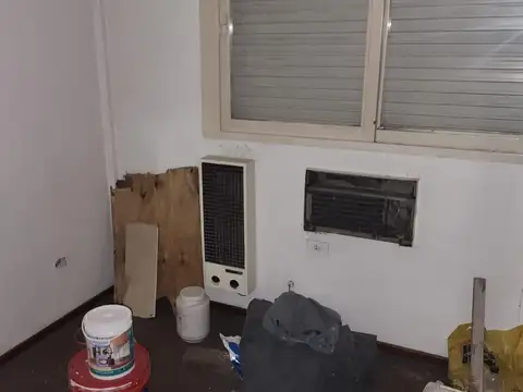 Dpto / oficina 3 amb   1 piso - 66 m² Edificados c/ Terraza y baulera - S.Justo (Ctro)