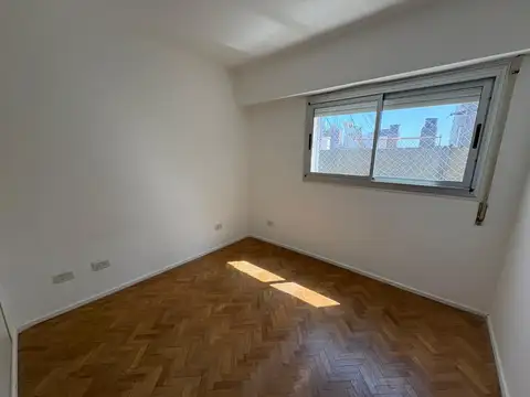 Departamento en Alquiler 43 años