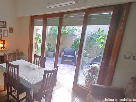 Depto tipo casa de 3 ambientes en planta baja. A 1 cuadra de D. Velez y Av. Gaona Apto a crédito