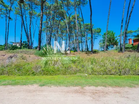 Terreno en Venta en La Barra, USD 650.000