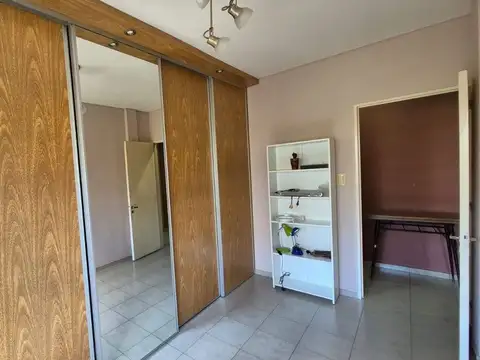 Depto Tipo Casa en Venta en Manuel B Gonnet, USD 75.000
