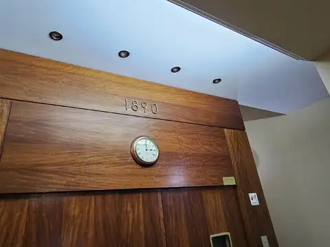 Oficina 4 ambientes con 2 baños