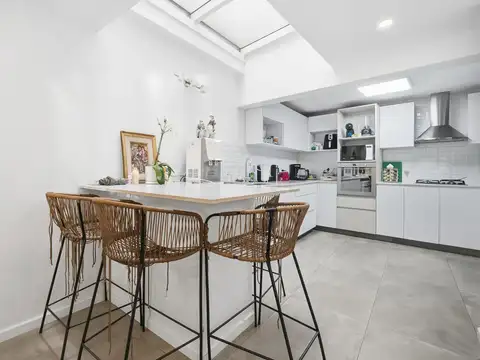 Casa en Venta con 1 cochera