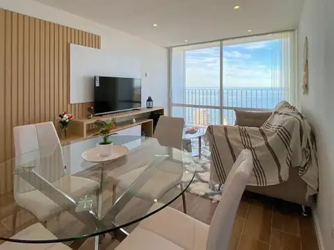 Departamento en Venta en Plaza Colon, USD 149.900