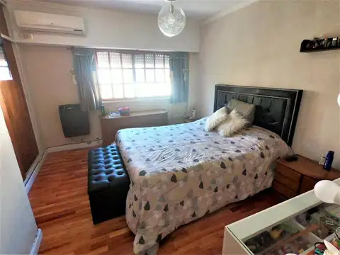 TRIPLEX LATERAL 108m2 Living, comedor, 2 baños, cocina, quincho (c/lav), PATIO(c/parr), 3 DOR