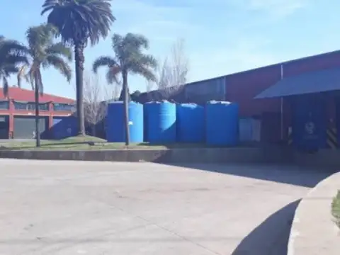 Galpon en Alquiler en Malvinas Argentinas, $ 100