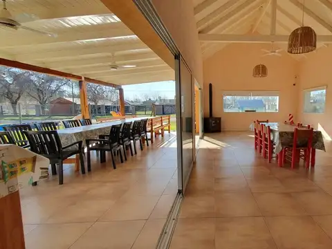 Casa en Venta con 1 cochera