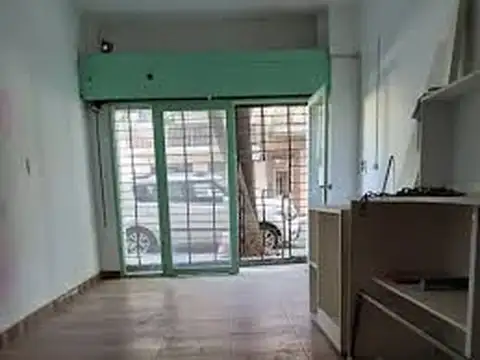 Local en Alquiler en Caseros, $ 2.200.000