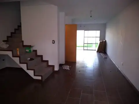 Casa en Venta en Villa Santos Tesei, USD 135.000