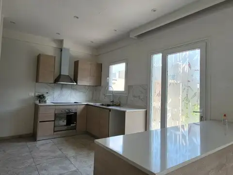 Casa - Alquiler - Argentina, San Miguel - Gustavo Flaubert 1300