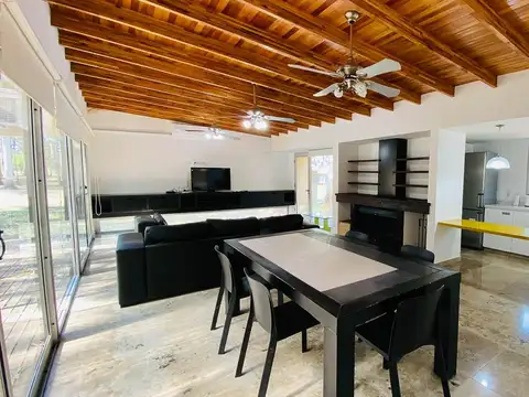 Casa cabaña 4 amb. Colon Entre Rios
