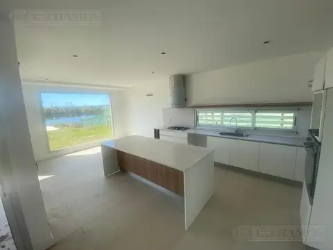 Casa en Venta en Puertos, USD 670.000