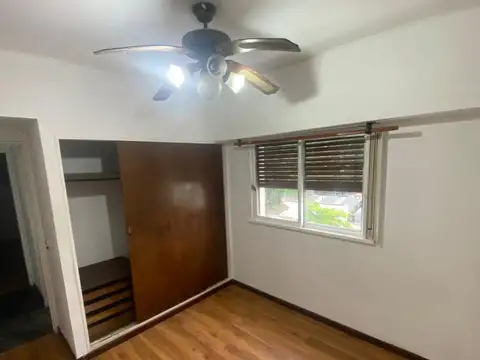 Departamento en Alquiler en Villa Ballester, $ 850.000