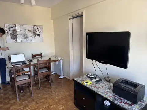 Medrano 1600, Piso 12