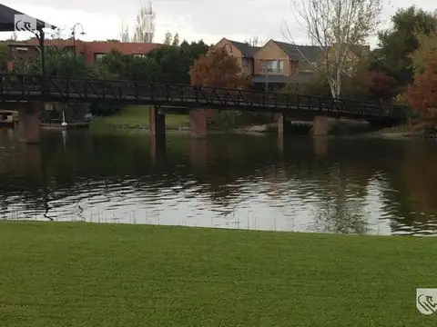 Casa 6 ambientes con 3 baños