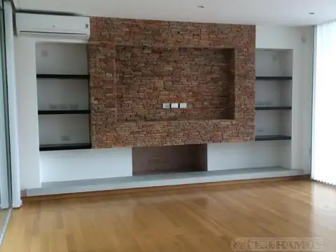 Casa a la laguna con 5 dormitorios en venta en Santa Barbara