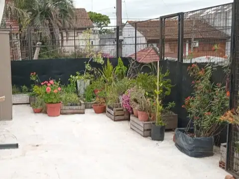 Depto Tipo Casa en Venta 53 años