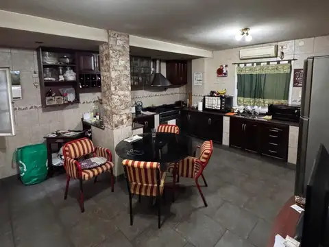 Casa en Venta en Monte Castro, USD 340.000