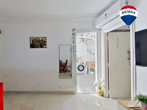 Depto Tipo Casa en Venta en Saavedra, USD 136.000