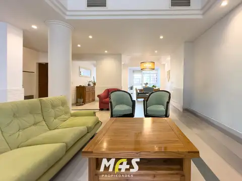 Casa en Alquiler de 4 dormitorios