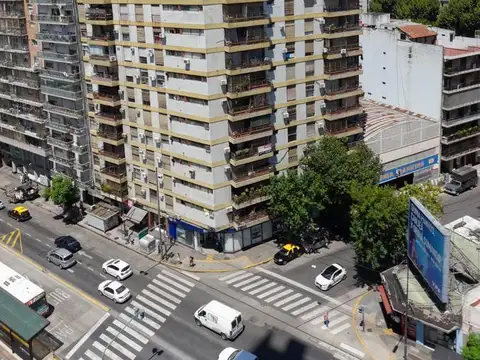 Departamento 3 ambientes con 2 baños