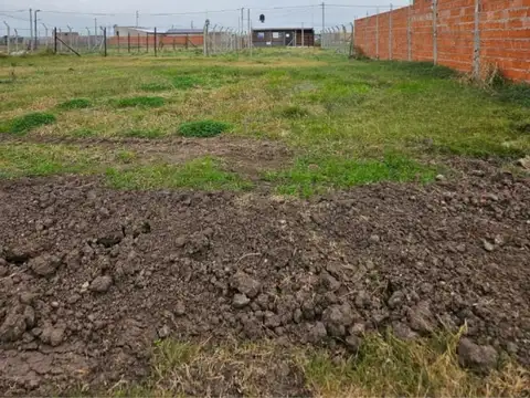 Terreno en venta en el barrio El Remanso en Carlos Spegazzini sin expensas