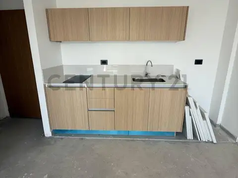 Av. San Martin 4000, Piso 5