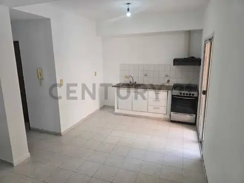 Departamento en Alquiler en La Plata, $ 650.000