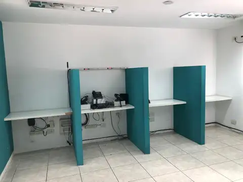 Oficina en Alquiler en Centro, $ 400.000