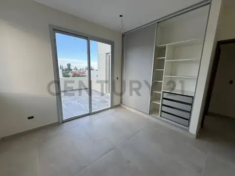 Venta de Casa de Categoría Barrio Rincón de Drummond