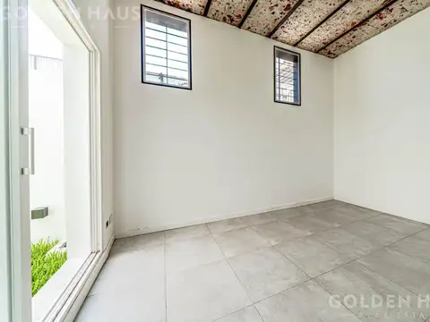 Depto Tipo Casa en Venta en Liniers, USD 150.000