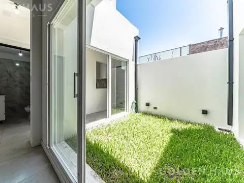 PH 4 ambientes refaccionado a nuevo en Liniers