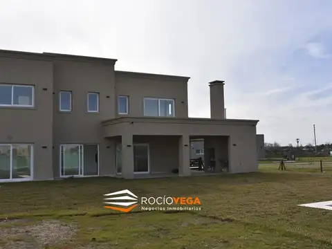 Casa en Venta de 4 dormitorios