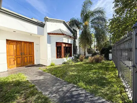 VENTA CASA EN EL CERRO DE LAS ROSAS