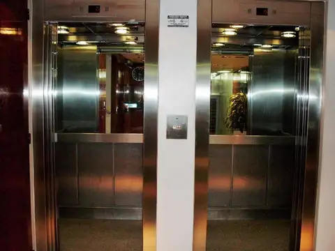 Oficina en Alquiler en San Nicolás, $ 300.000