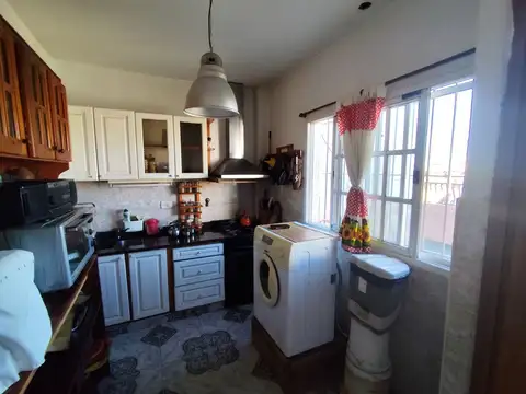 Depto Tipo Casa en Venta de 4 ambientes
