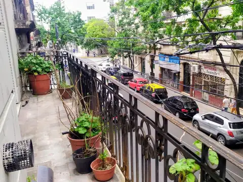 ALBERTI  Y RIVADAVIA