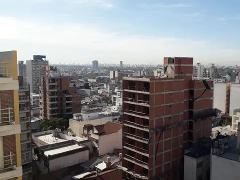 EXCELENTE DEPARTAMENTO 3 AMBIENTES FRENTE MUY LUMINOSO