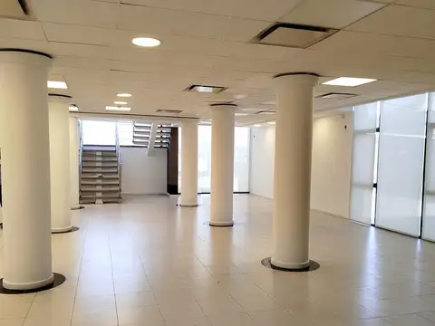 Local, showroom, oficina comercial en alquiler, El Talar, Tigre, Panamericana km. 30,500 y M. Sastre