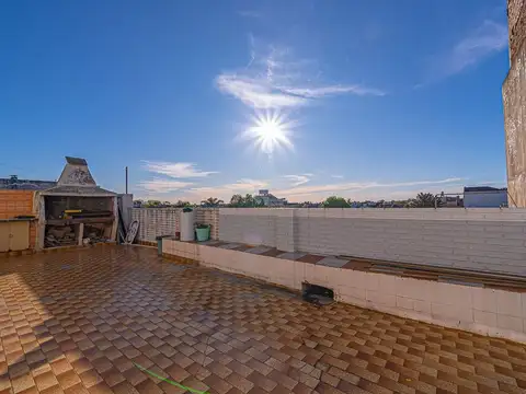 VENTA EN BLOCK 2 DEPARTAMENTOS Y LOCAL RAMOS MEJIA