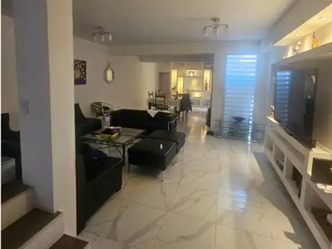Casa en Venta de 5 dormitorios